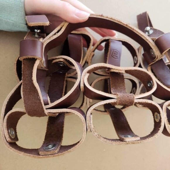 Leather Six Pack Beer Bottle Carrier for Bike - Brown - Picture 3 of 4